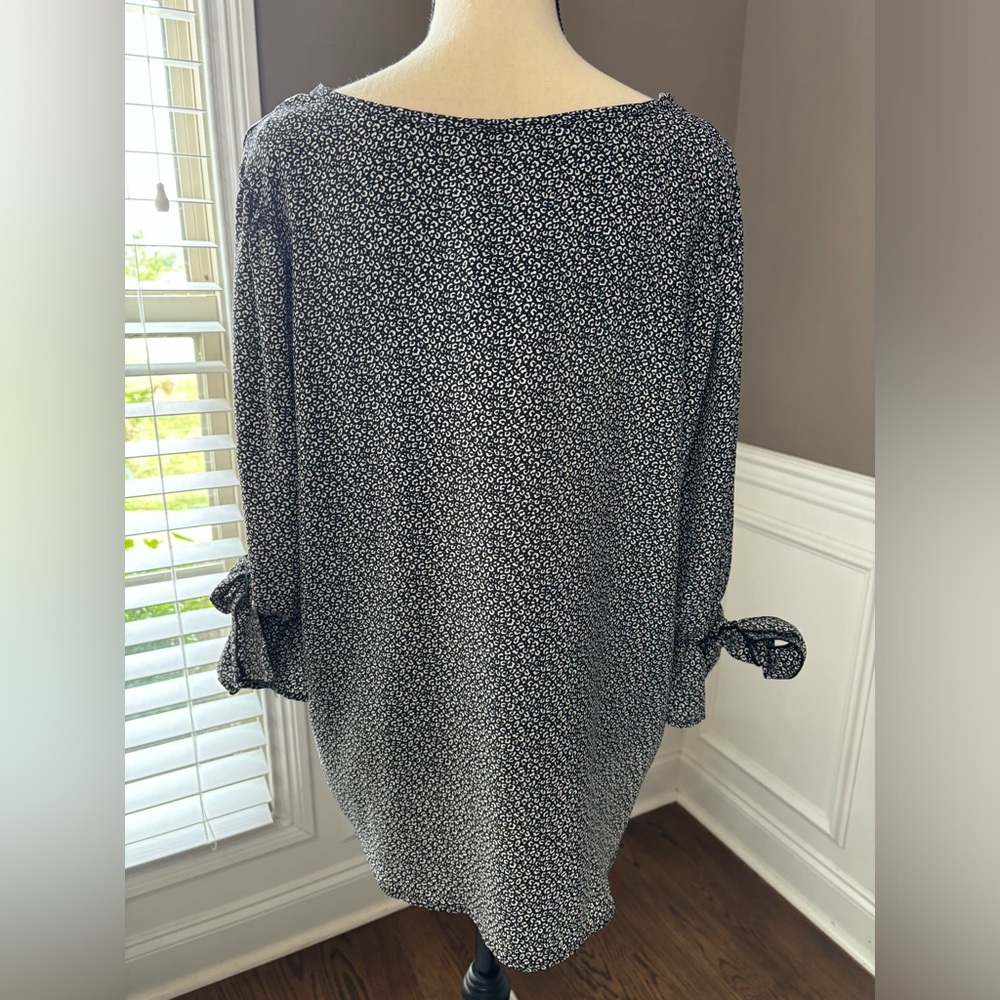 Tee For The Soul Boutique Blouse Womens 1X Black Tie Sleeves Top Shirt - Picture 6 of 15